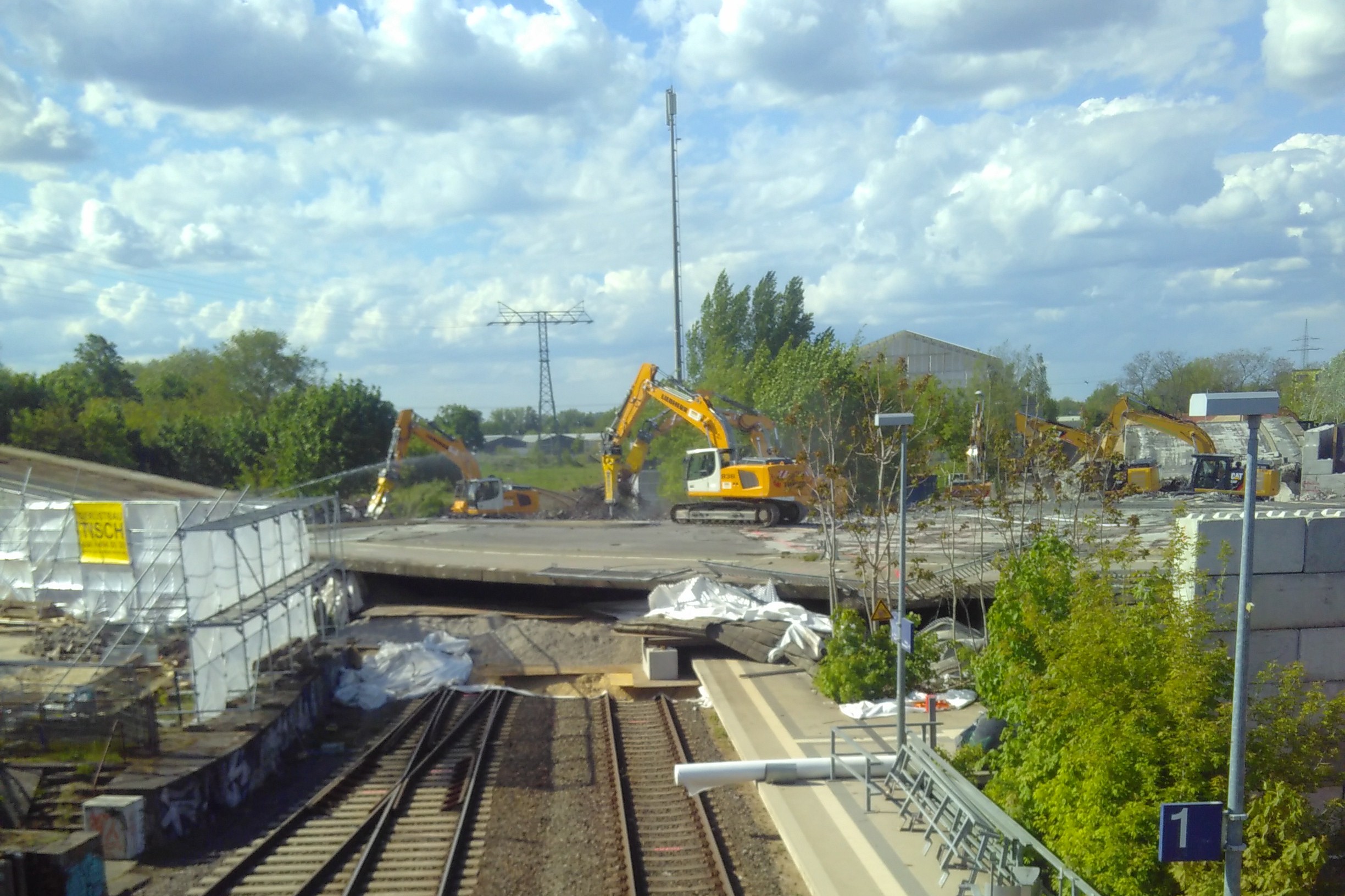 Abriss der Brücke am Altstadtbahnhof